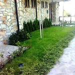 Complex Kentavar - Free Fast Wifi *