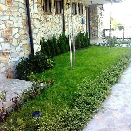 Complex Kentavar - Free Fast Wifi *